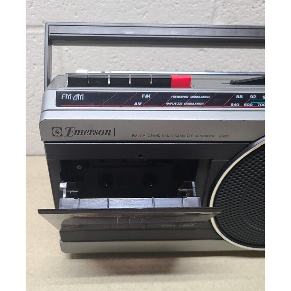 Emerson AM FM Radio Cassette Tape Recorder Player Boom Box Vintage Works K3663 - Picture 7 of 8
